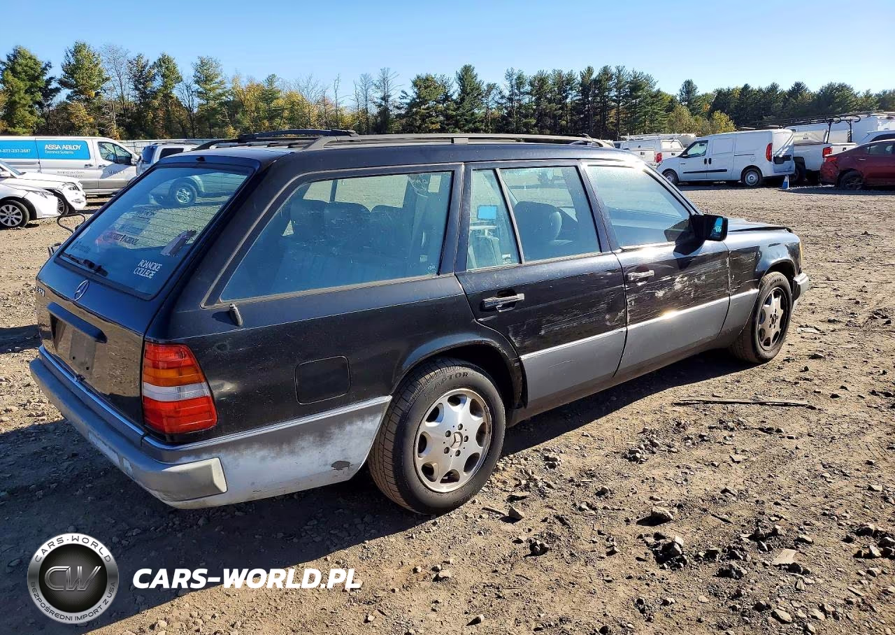 1995 Mercedes-Benz E 320 VIN:WDBEA92E8SF305759 - 3