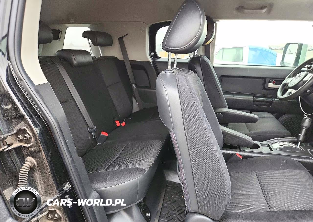 2007 Toyota Fj Cruiser Base VIN:JTEBU11F670096485 - 11