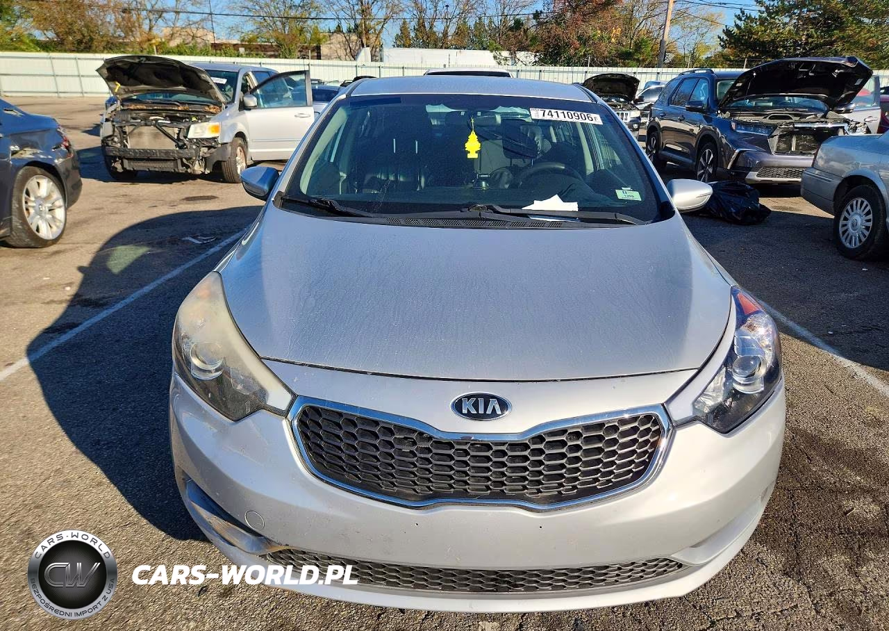 2015 Kia Forte Lx VIN:KNAFX4A66F5375710 - 5