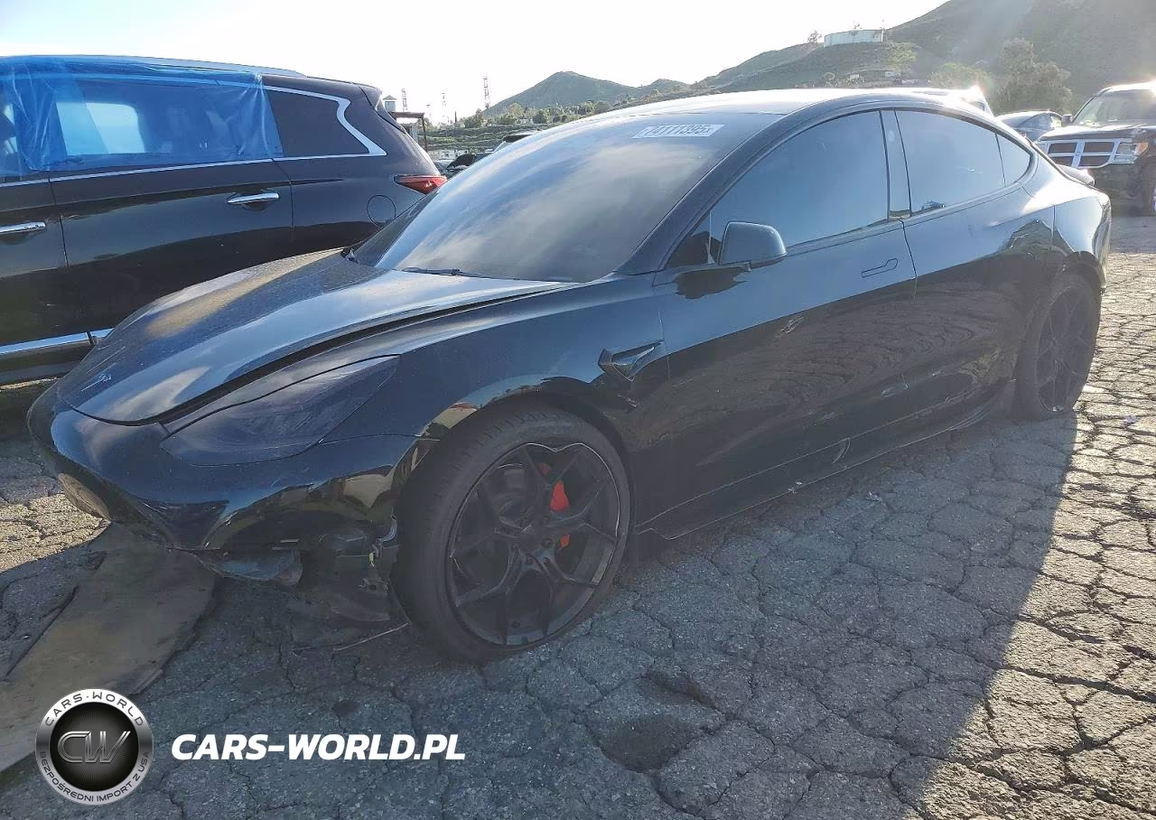 2022 Tesla Model 3 – zdjęcie 1 z 12