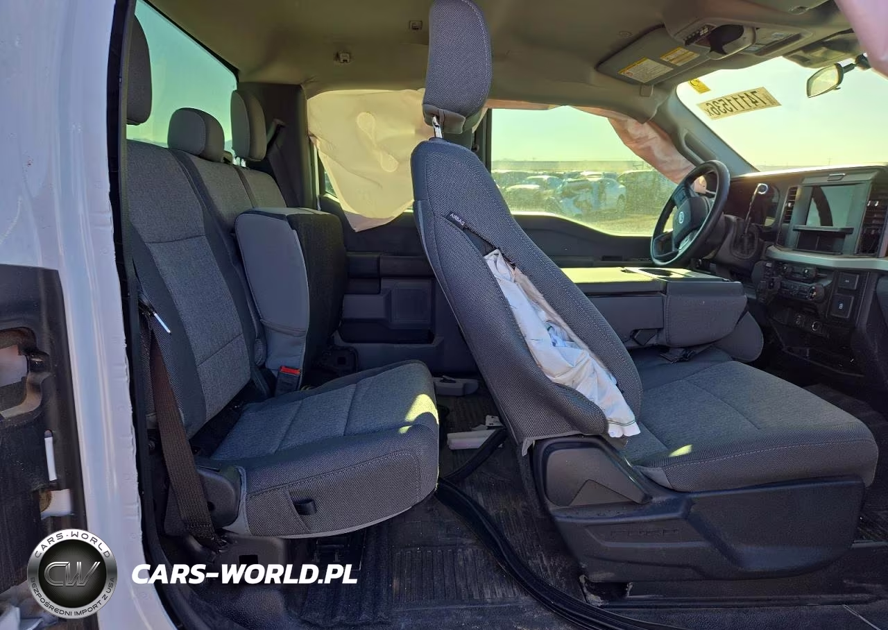 2025 Ford F350 Super Duty VIN:1FT8X3BA1SEC04401 - 11