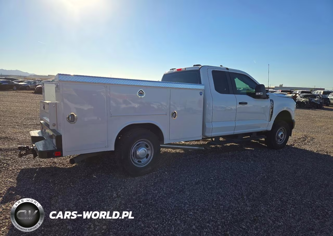 2025 Ford F350 Super Duty VIN:1FT8X3BA1SEC04401 - 3