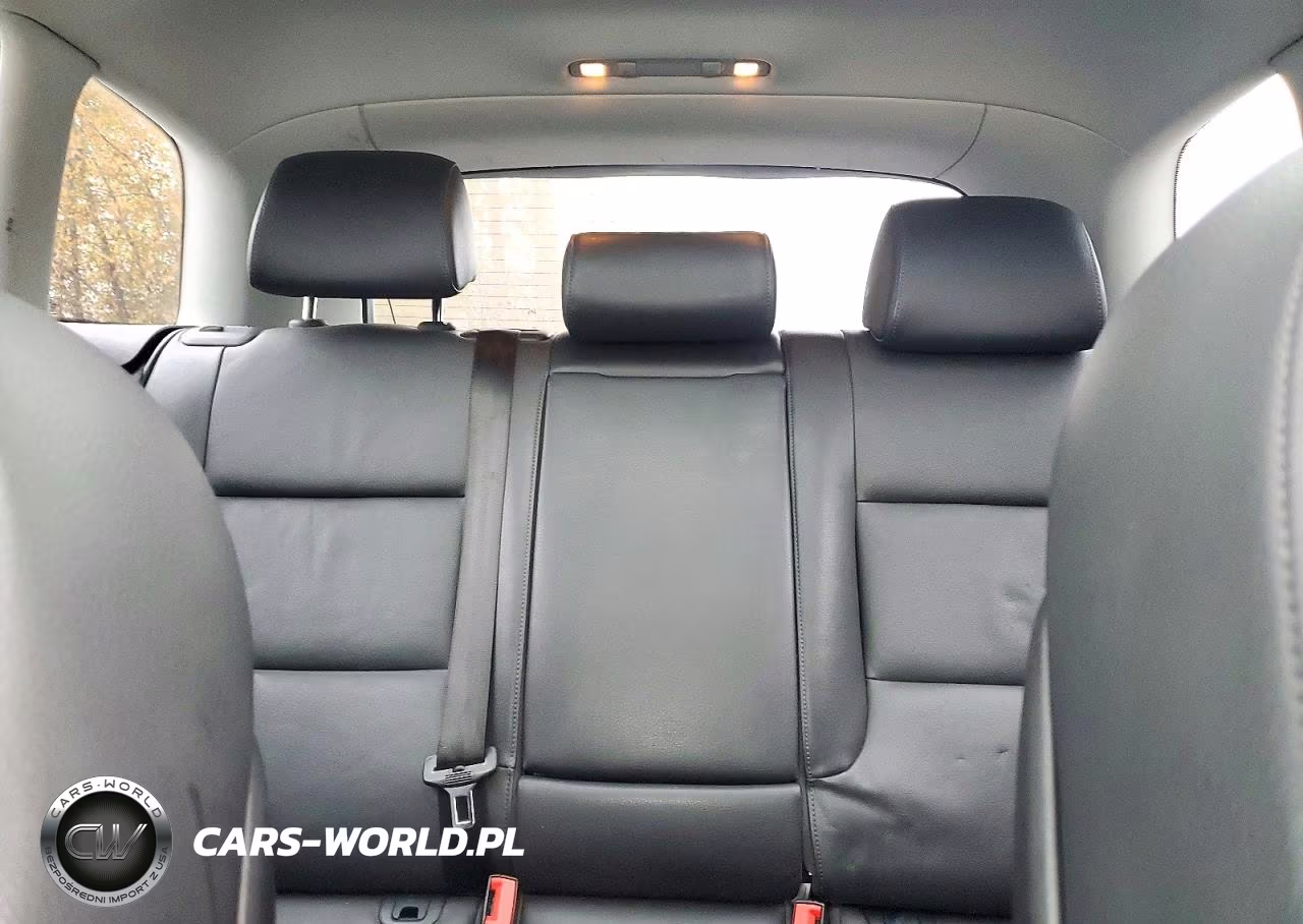 2013 Audi A3 Premium Plus VIN:WAUMFAFM5DA031399 - 10