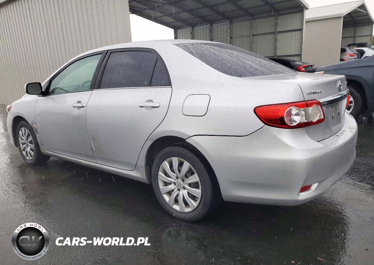 2013 Toyota Corolla Le VIN:2T1BU4EE2DC919180 - 2