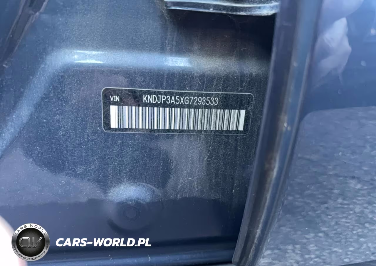 2016 Kia Soul + VIN:KNDJP3A5XG7293533 - 10