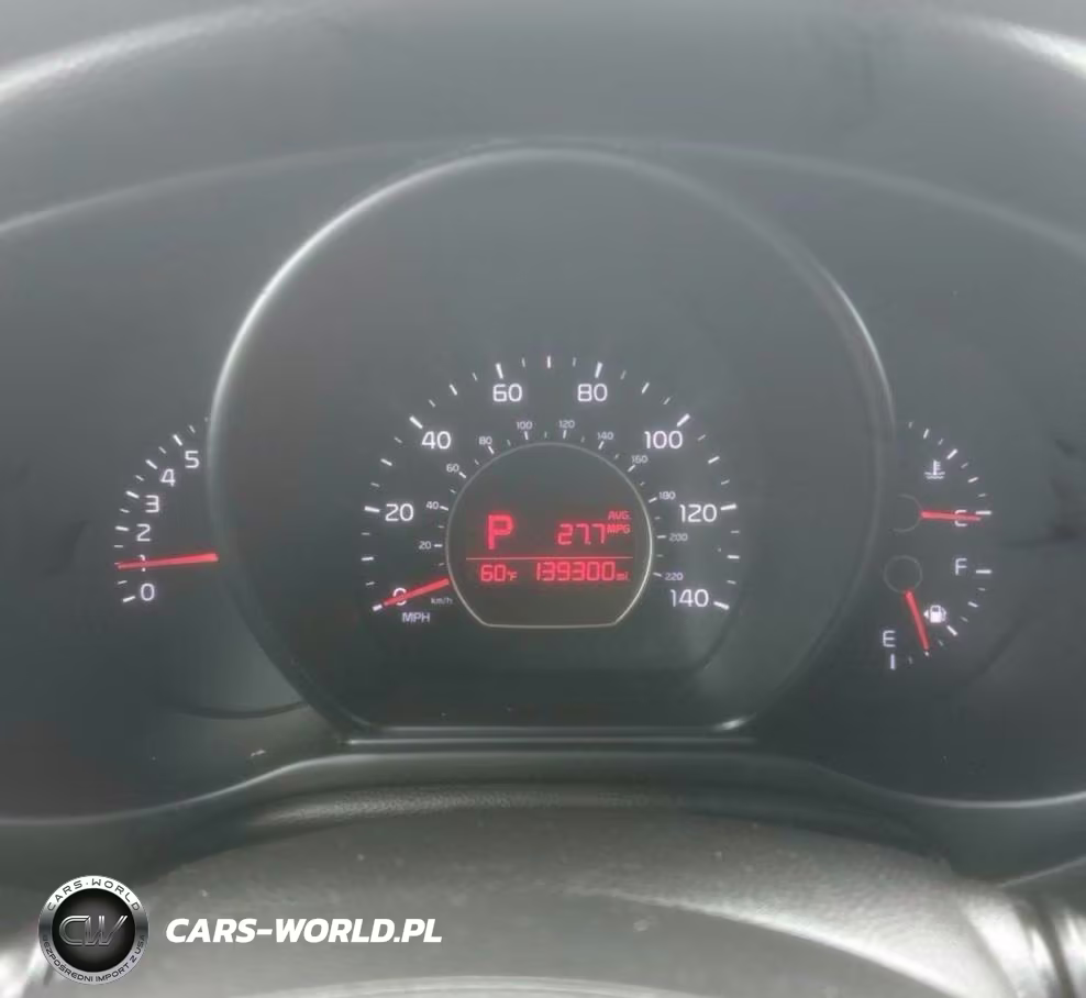 2016 Kia Soul + VIN:KNDJP3A5XG7293533 - 8