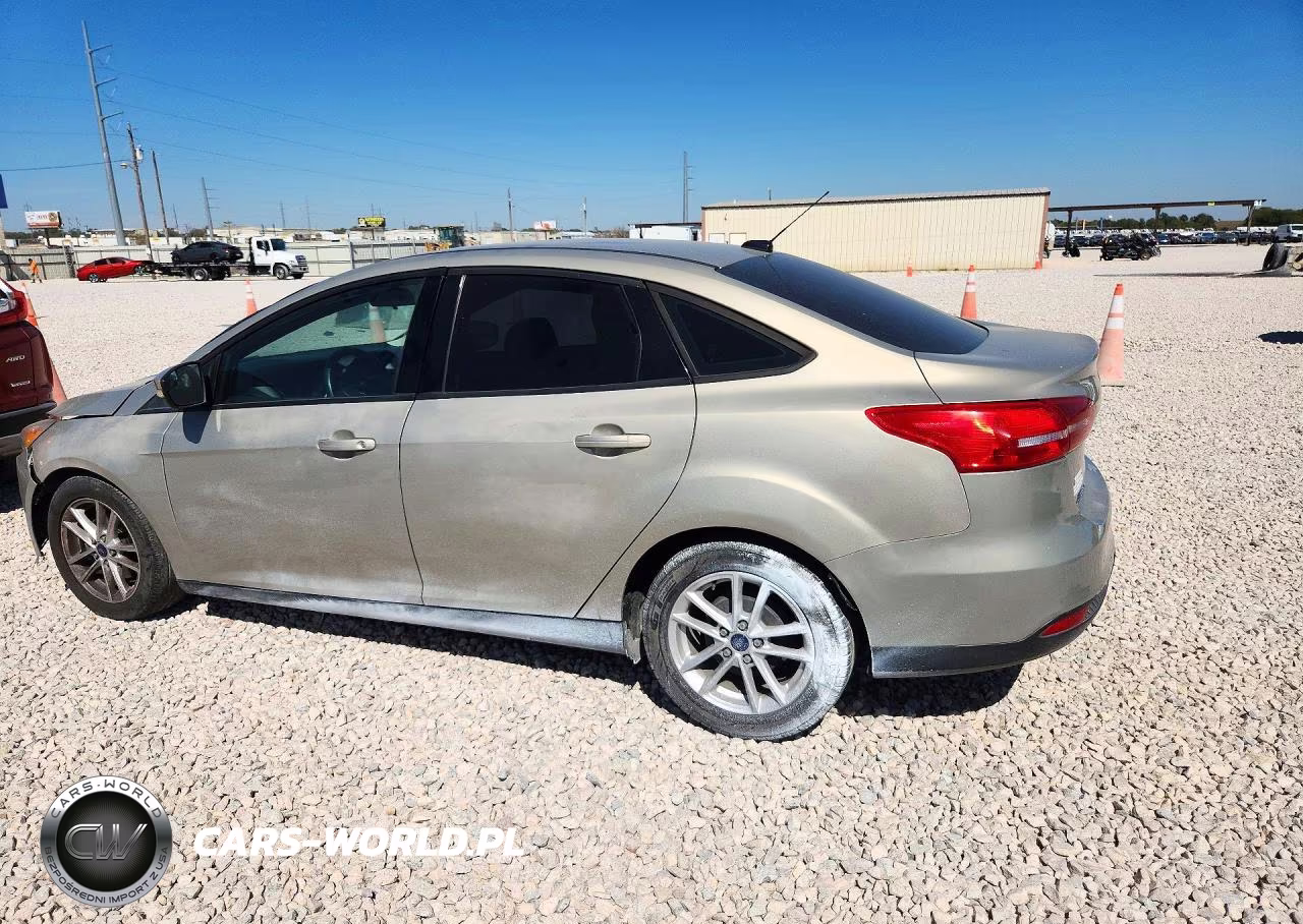 2016 Ford Focus Se VIN:1FADP3F28GL257963 - 2