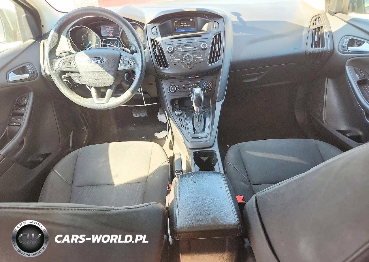 2016 Ford Focus Se VIN:1FADP3F28GL257963 - 8