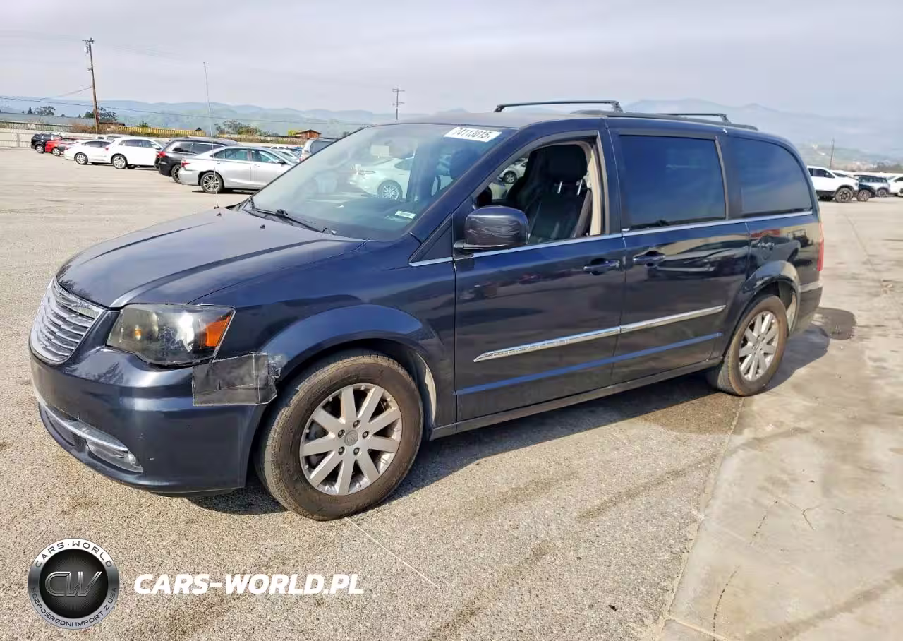 2014 Chrysler Town & Country Touring