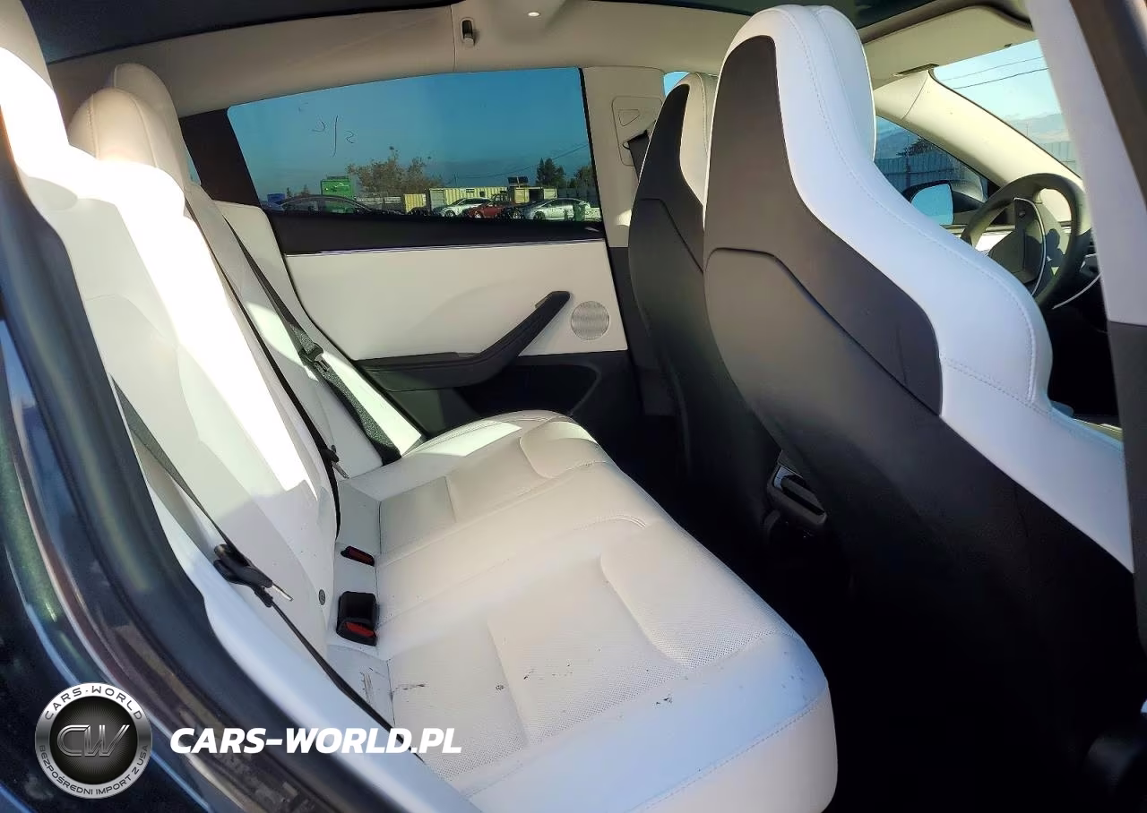 2024 Tesla Model 3 VIN:5YJ3E1ETXRF768011 - 10
