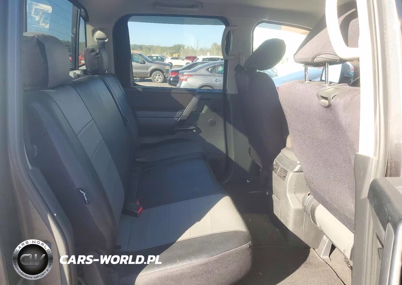 2011 Nissan Titan Sv VIN:1N6BA0EC6BN320371 - 10