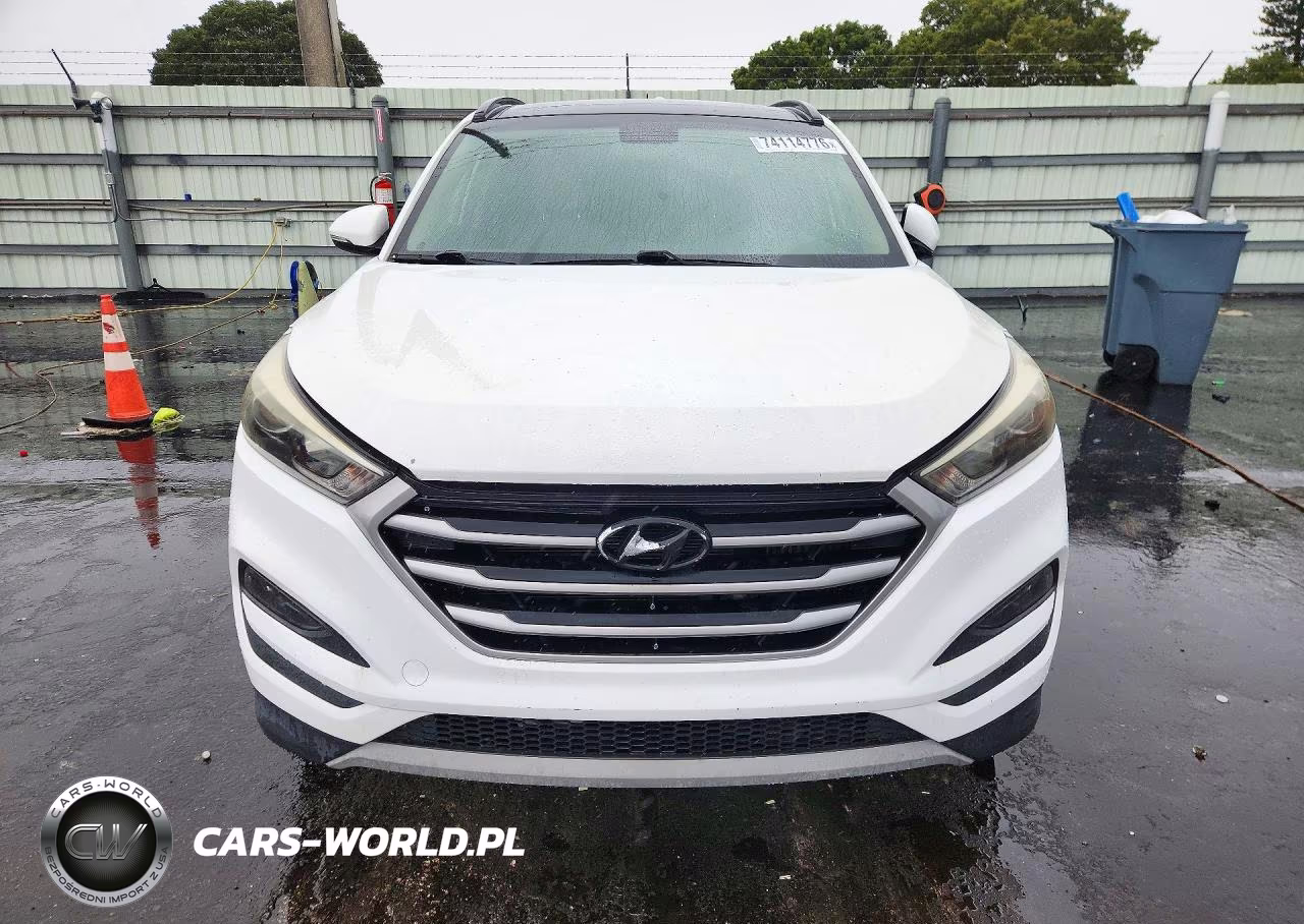 2017 Hyundai Tucson Value VIN:KM8J33A2XHU559651 - 5