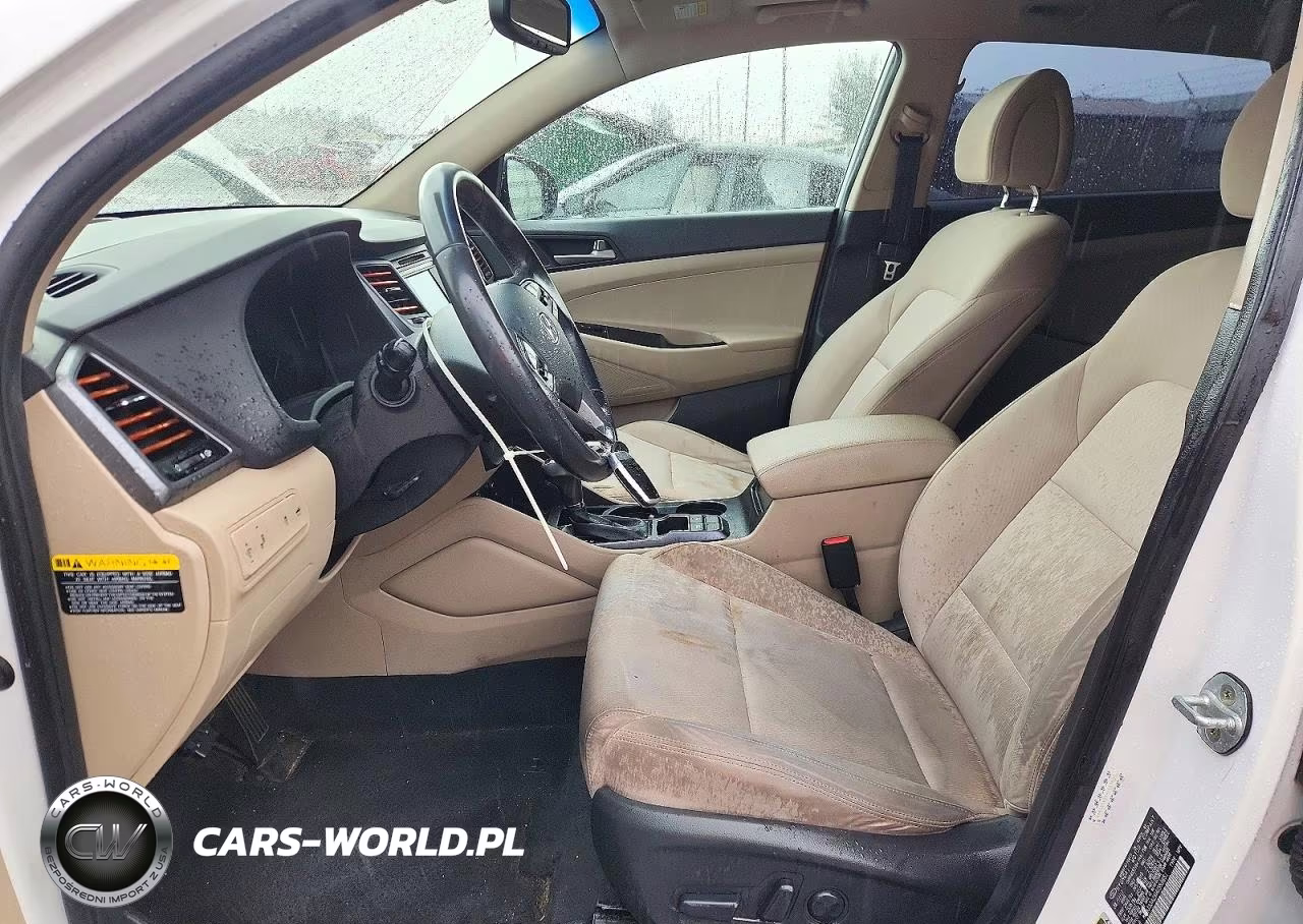 2017 Hyundai Tucson Value VIN:KM8J33A2XHU559651 - 7