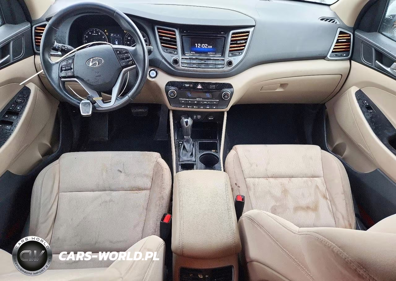 2017 Hyundai Tucson Value VIN:KM8J33A2XHU559651 - 8
