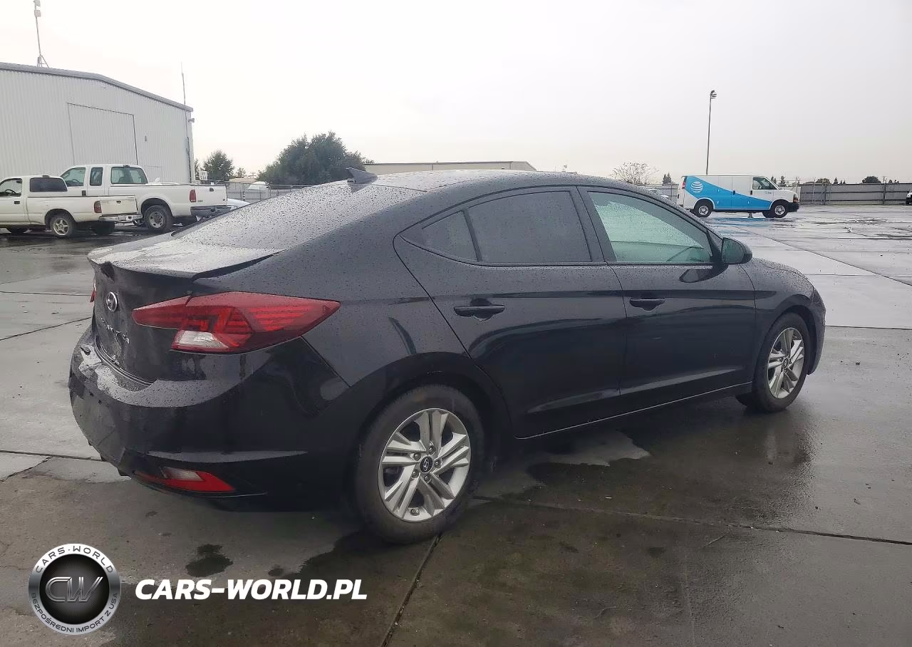 2020 Hyundai Elantra Value Edition VIN:5NPD84LF9LH523798 - 3