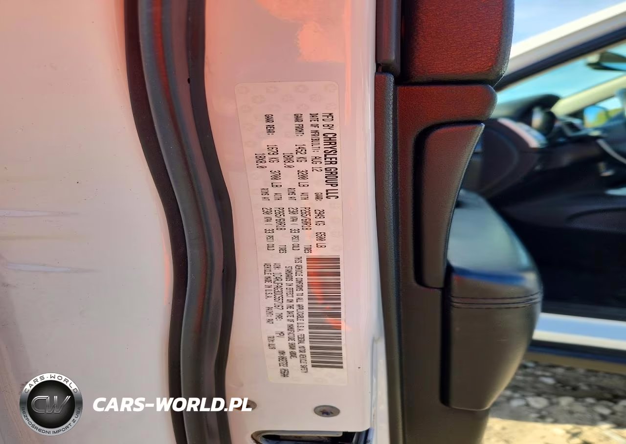2013 Jeep Grand Cherokee Laredo VIN:1C4RJFAG3DC557167 - 13