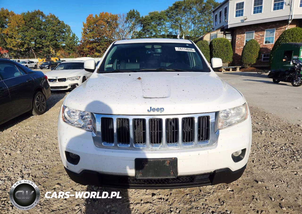 2013 Jeep Grand Cherokee Laredo VIN:1C4RJFAG3DC557167 - 5