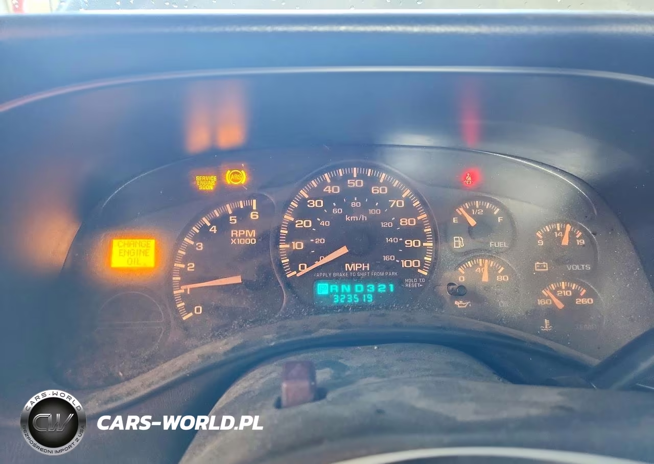 2002 Chevrolet Silverado C1500 VIN:2GCEC19X121423602 - 9
