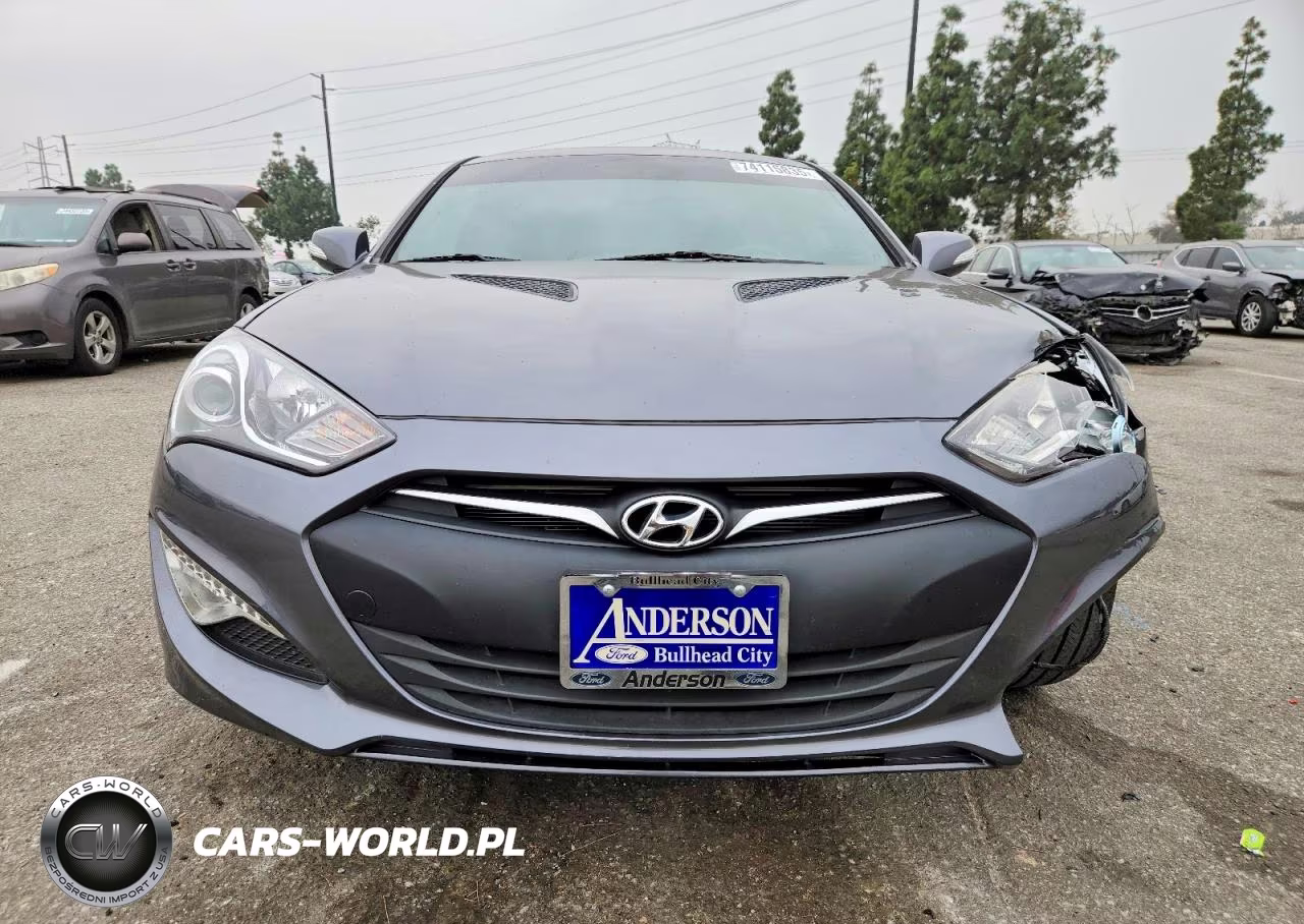 2016 Hyundai Genesis Coupe 3.8 R-Spec VIN:KMHHU6KJ9GU134472 - 5