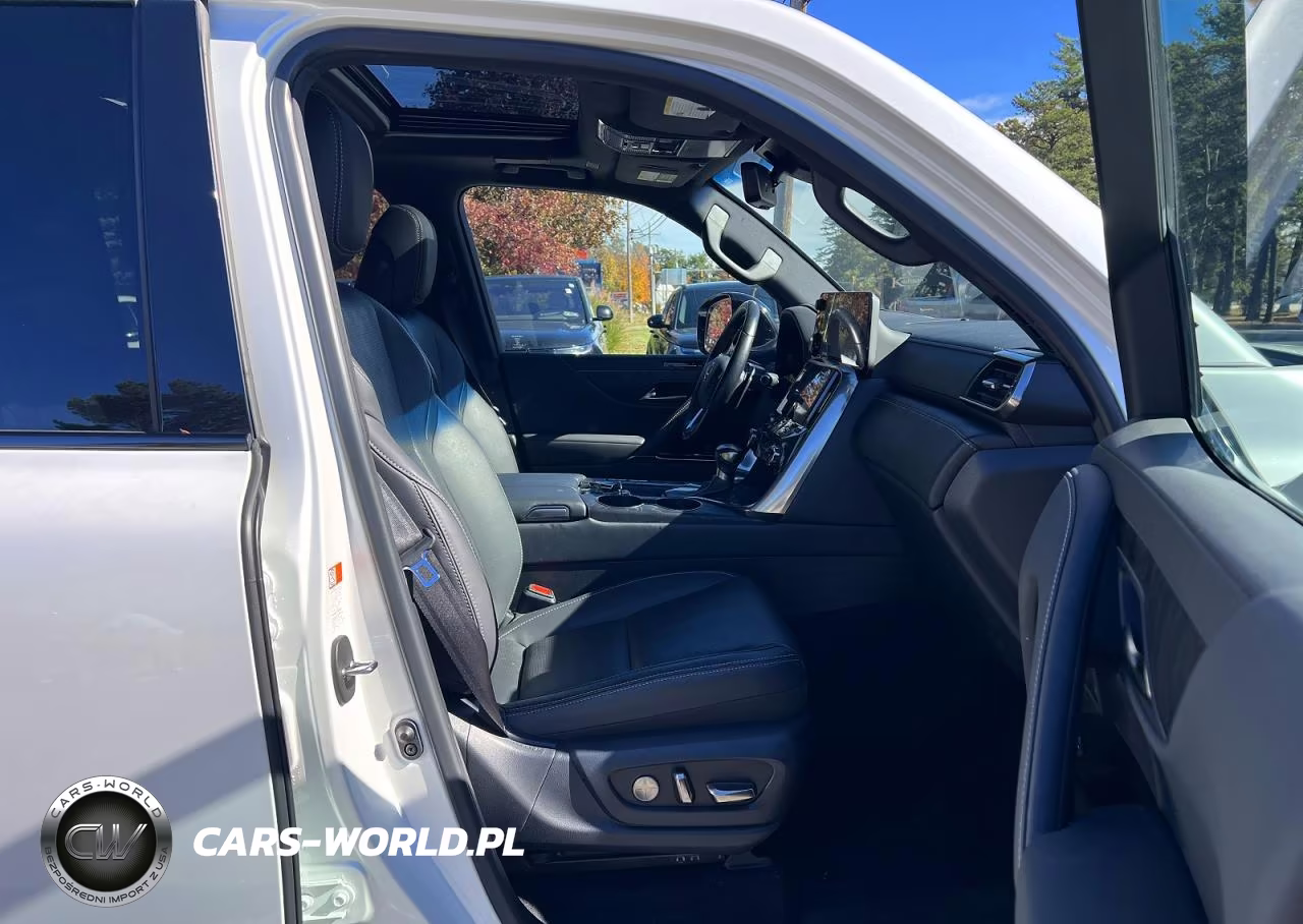 2023 Lexus Lx 600 Luxury VIN:JTJGB7CX6P4028816 - 5
