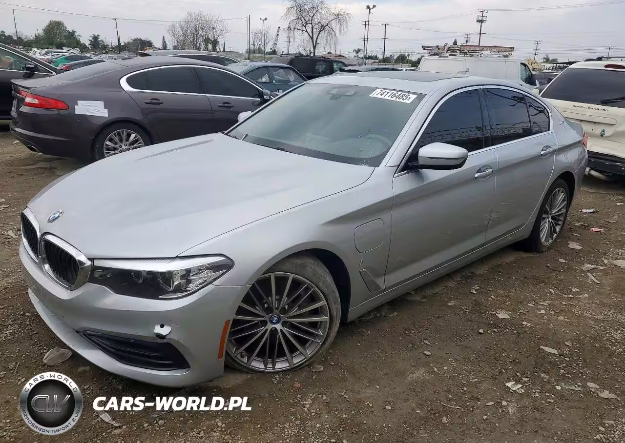 2019 BMW 530E