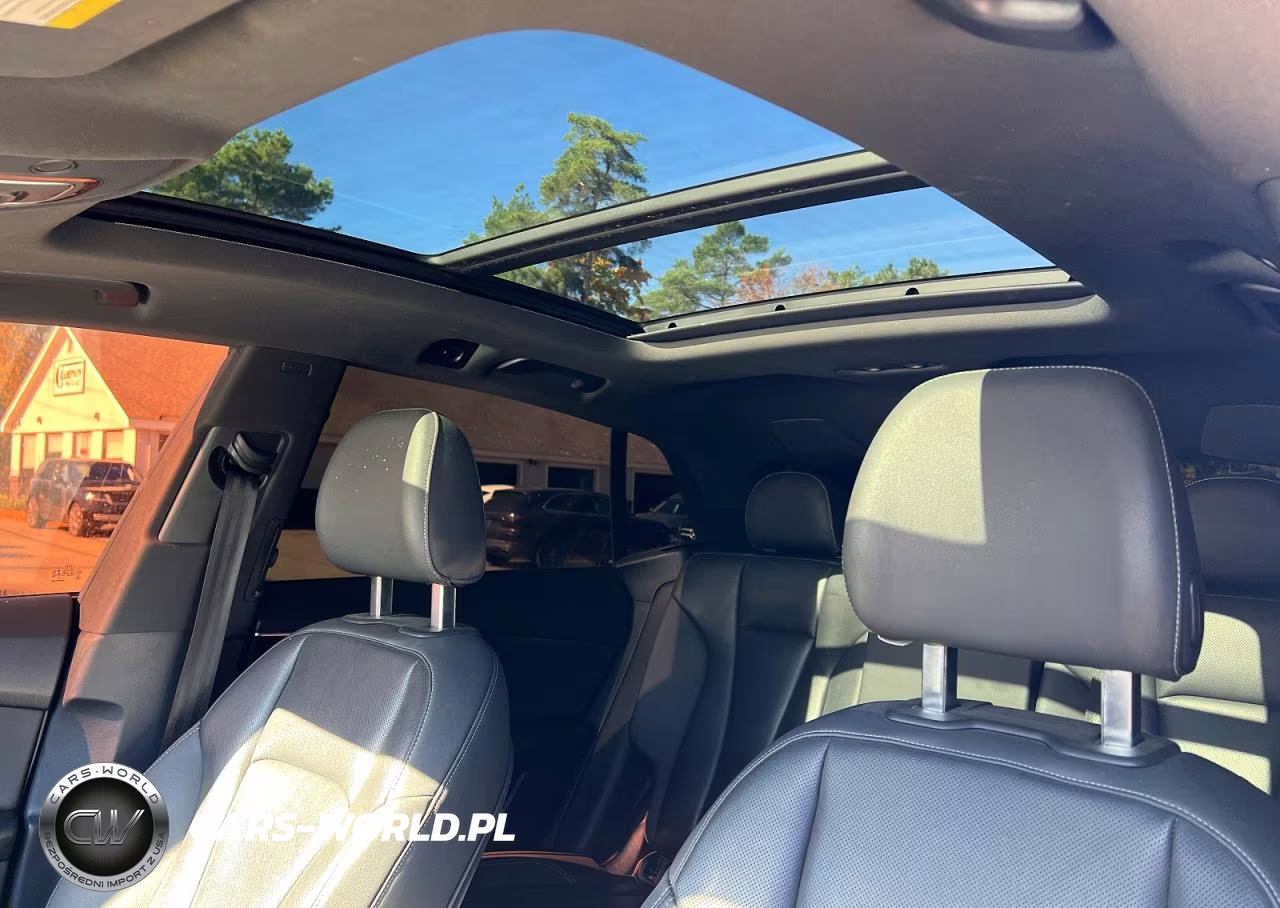 2019 Audi Q8 Premium Plus S-Line VIN:WA1EVAF19KD019844 - 9