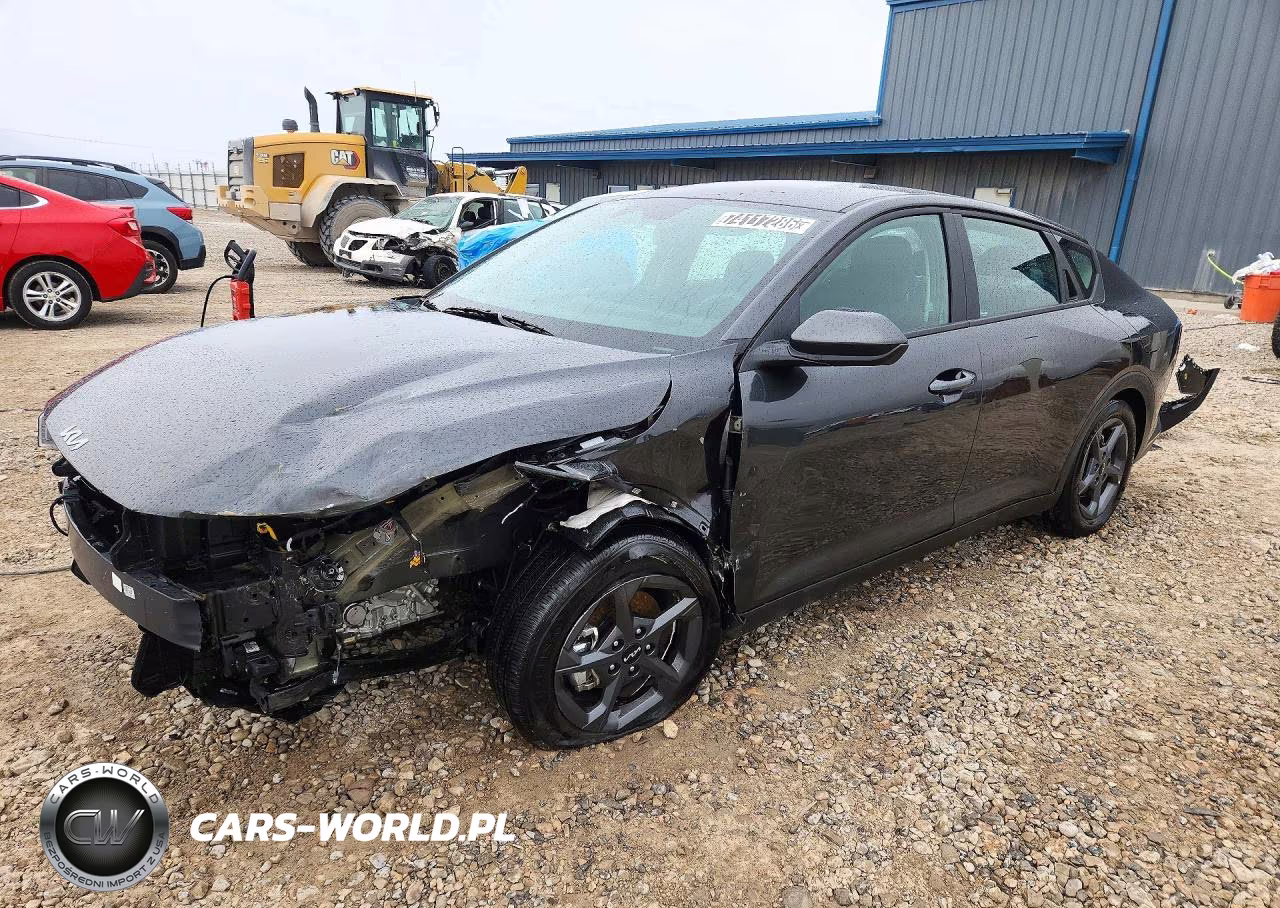 2026 Kia K4 Lxs VIN:3KPFT4DE2TE297816 - 1