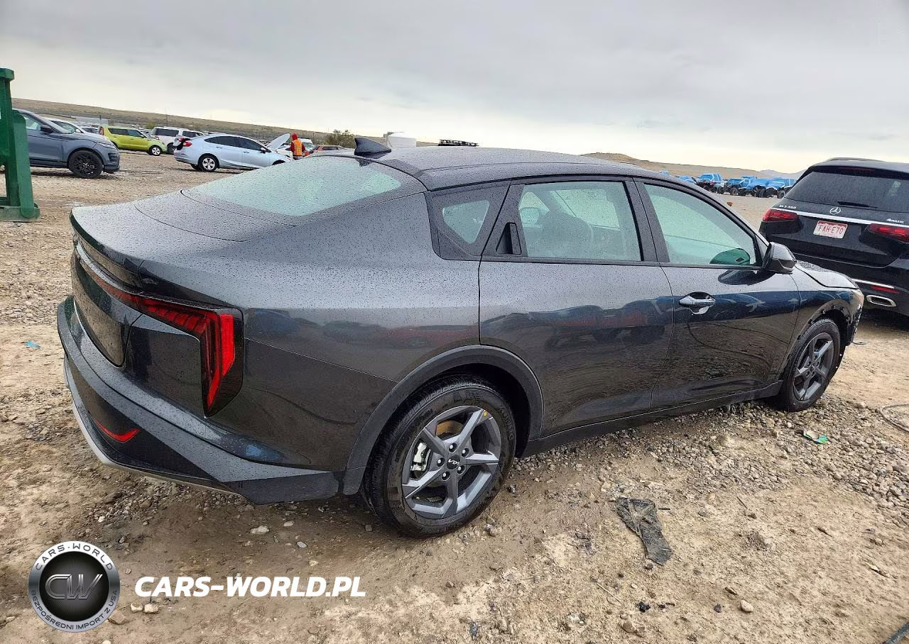 2026 Kia K4 Lxs VIN:3KPFT4DE2TE297816 - 3