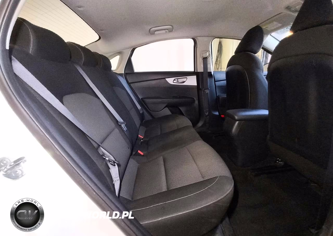 2024 Kia Forte Lxs VIN:3KPF24AD4RE742578 - 10