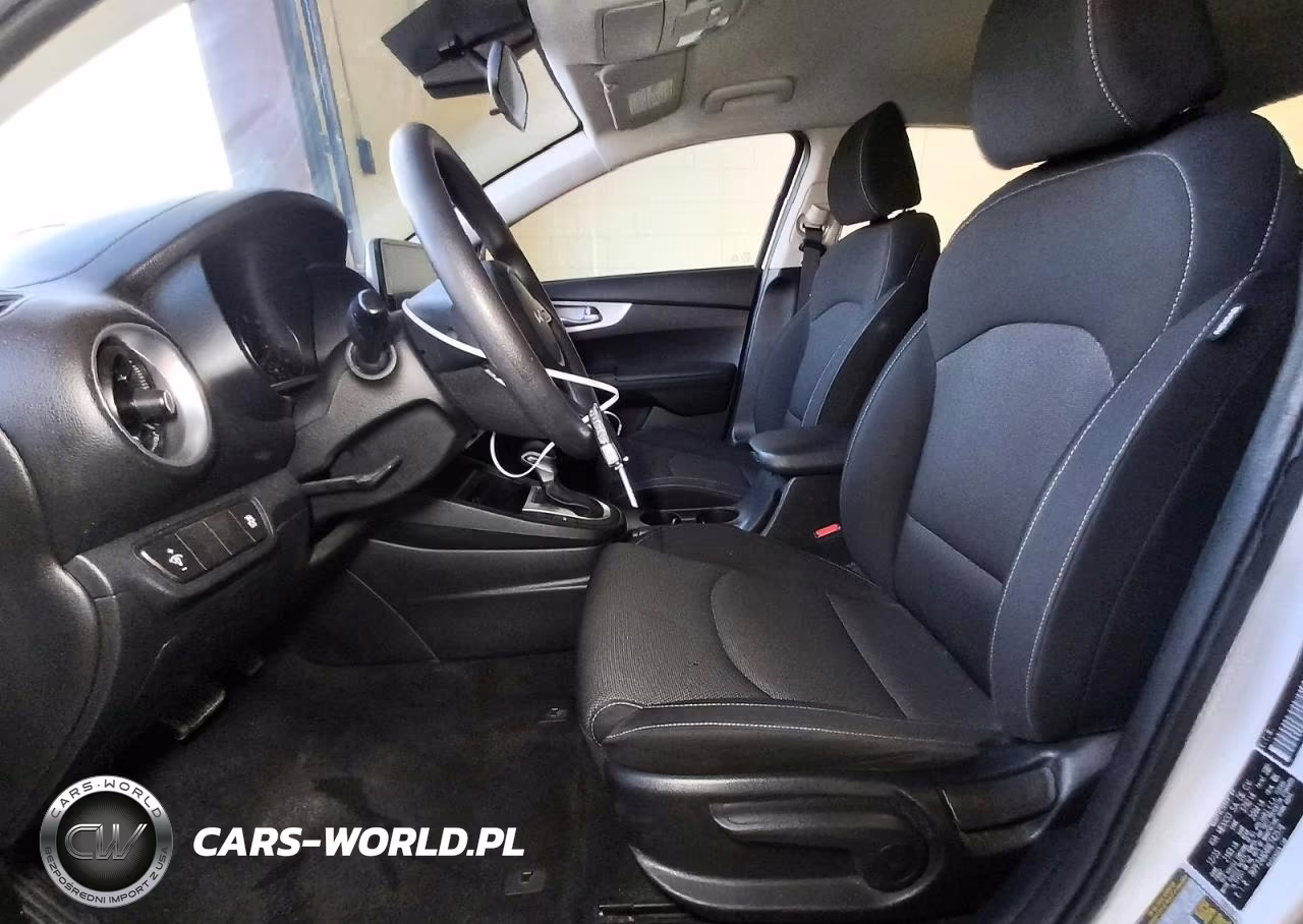 2024 Kia Forte Lxs VIN:3KPF24AD4RE742578 - 7