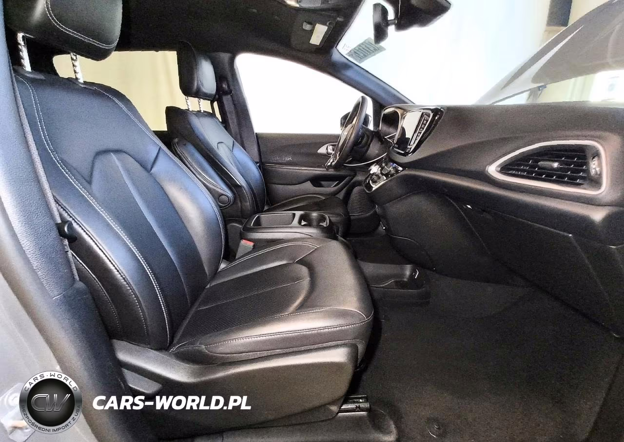 2025 Chrysler Pacifica Select VIN:2C4RC1BG5SR502400 - 14