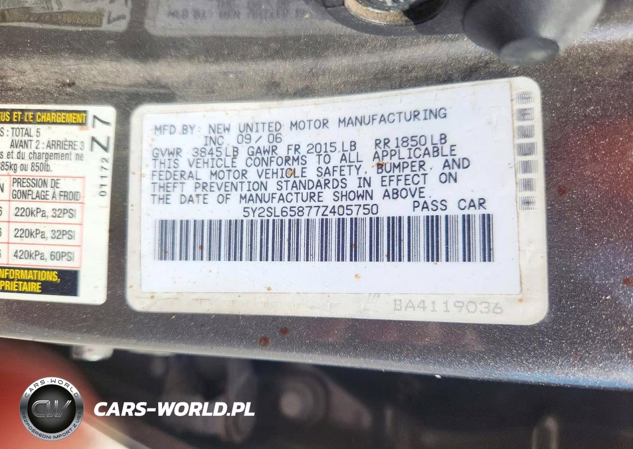 2007 Pontiac Vibe VIN:5Y2SL65877Z405750 - 13