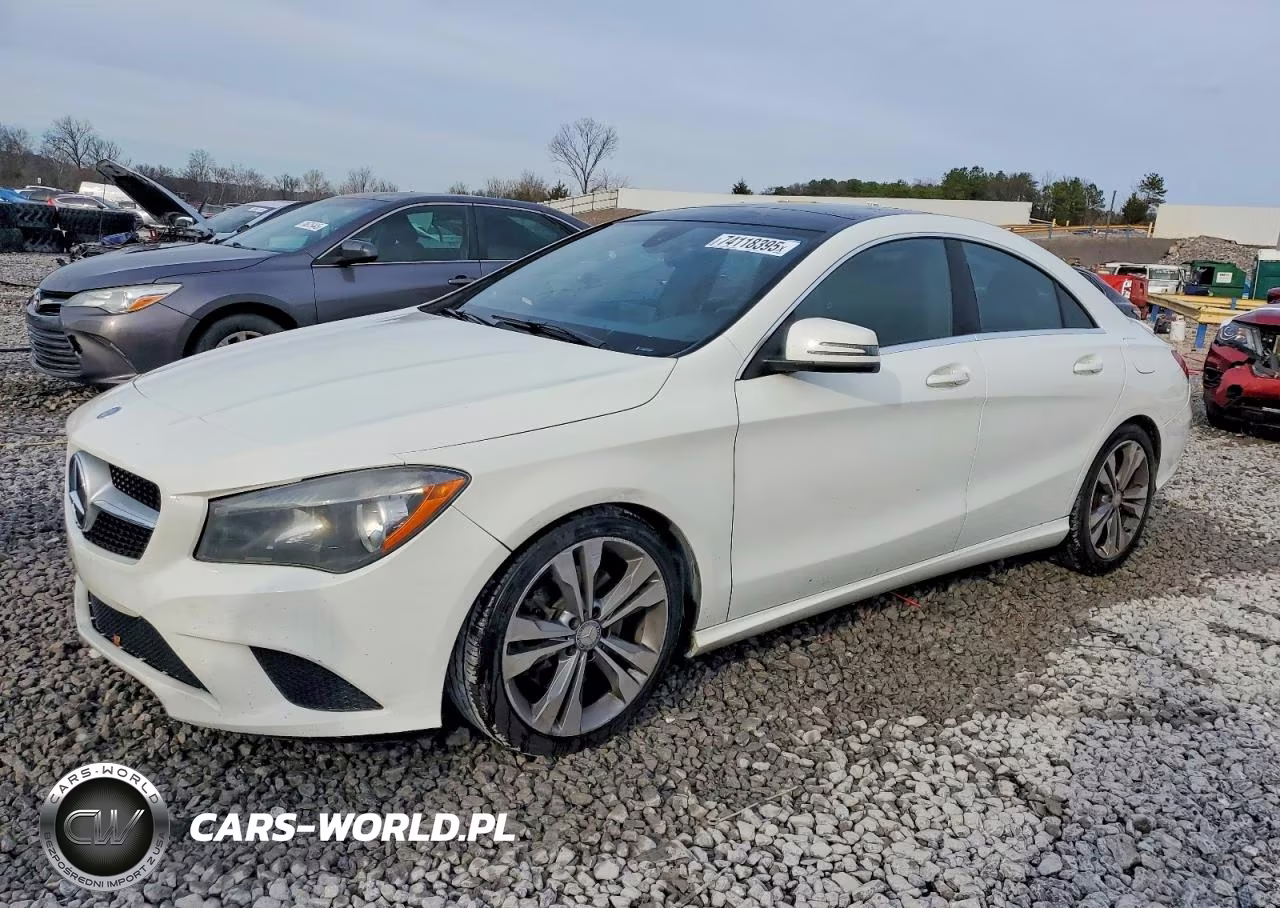 2015 Mercedes-Benz Cla 250 – zdjęcie 1 z 12
