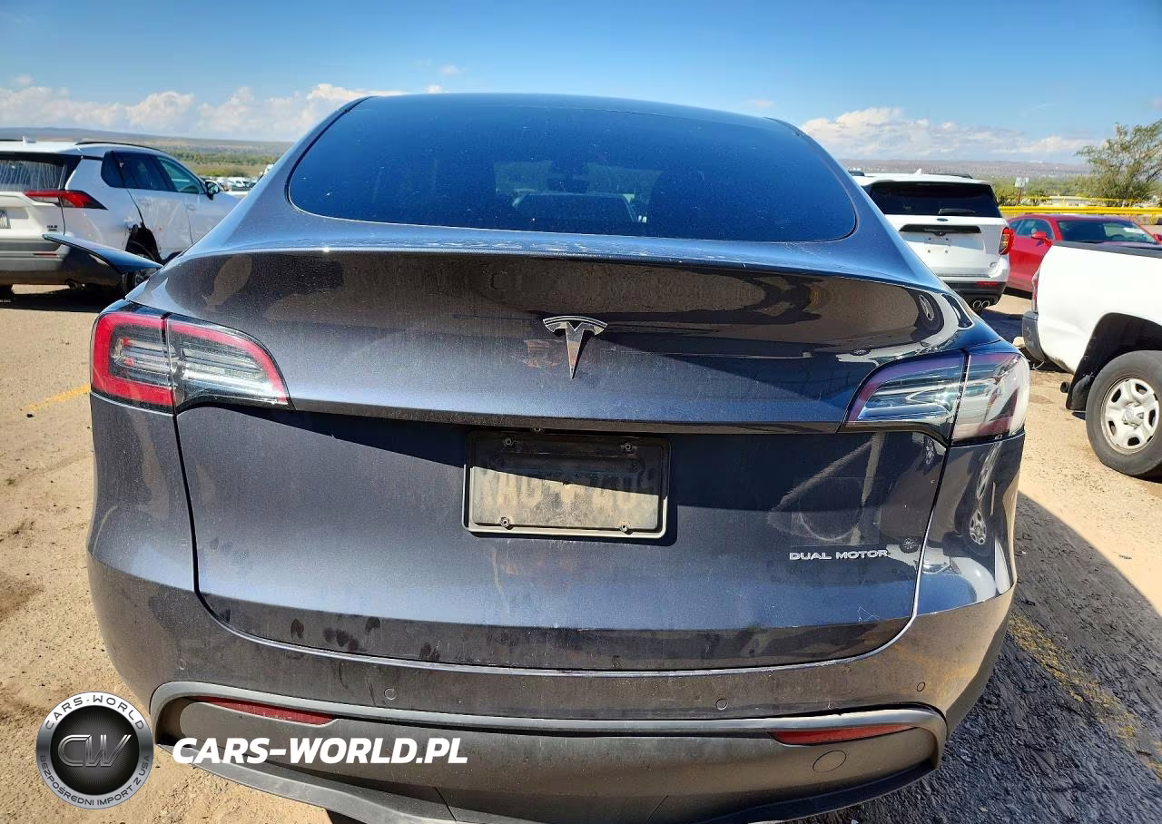 2020 Tesla Model Y VIN:5YJYGDEF6LF004790 - 6