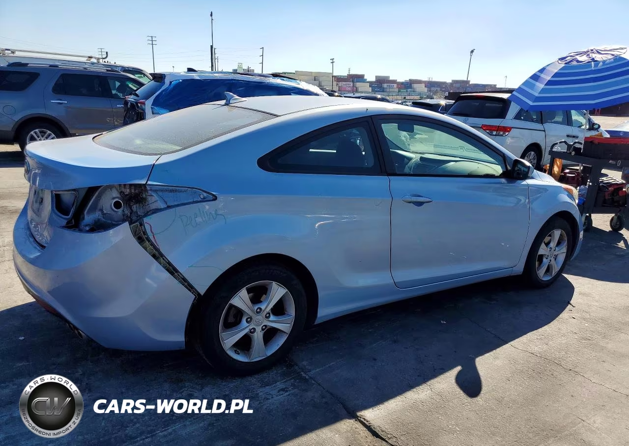 2013 Hyundai Elantra Coupe Gs VIN:KMHDH6AE9DU004405 - 3