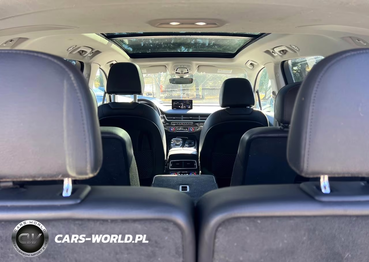 2019 Audi Q7 Prestige VIN:WA1VAAF70KD017366 - 9