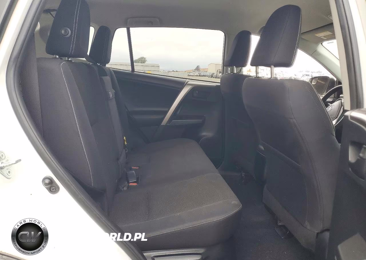 2018 Toyota Rav4 Hybrid Le VIN:JTMRJREV9JD197726 - 11