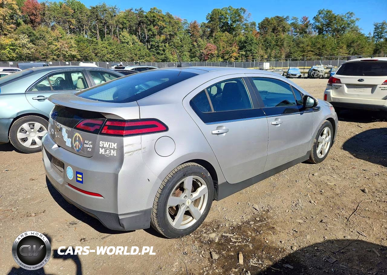 2015 Chevrolet Volt VIN:1G1RA6E48FU126443 - 3