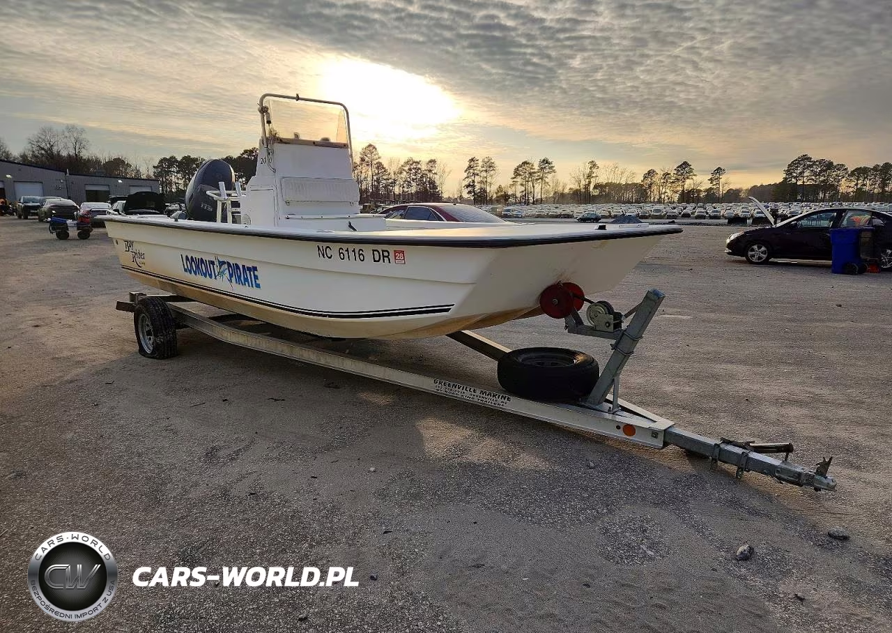 2010 Kencraft Bay Rider Boat