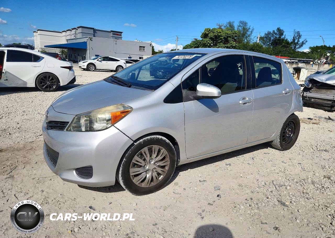 2012 Toyota Yaris 5-Door Le VIN:JTDKTUD30CD541168 - 1