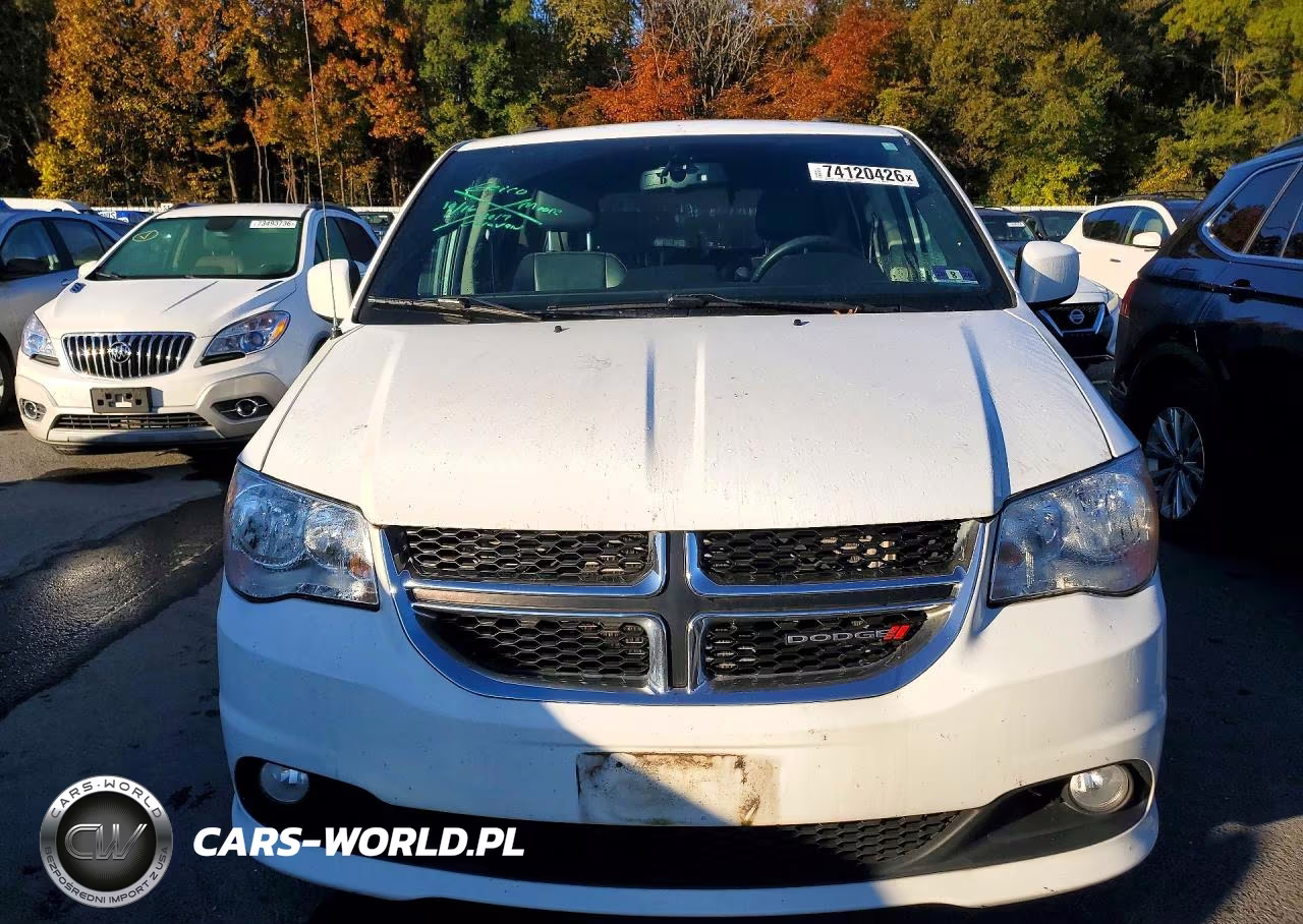 2017 Dodge Grand Caravan Sxt VIN:2C4RDGCG8HR790694 - 5