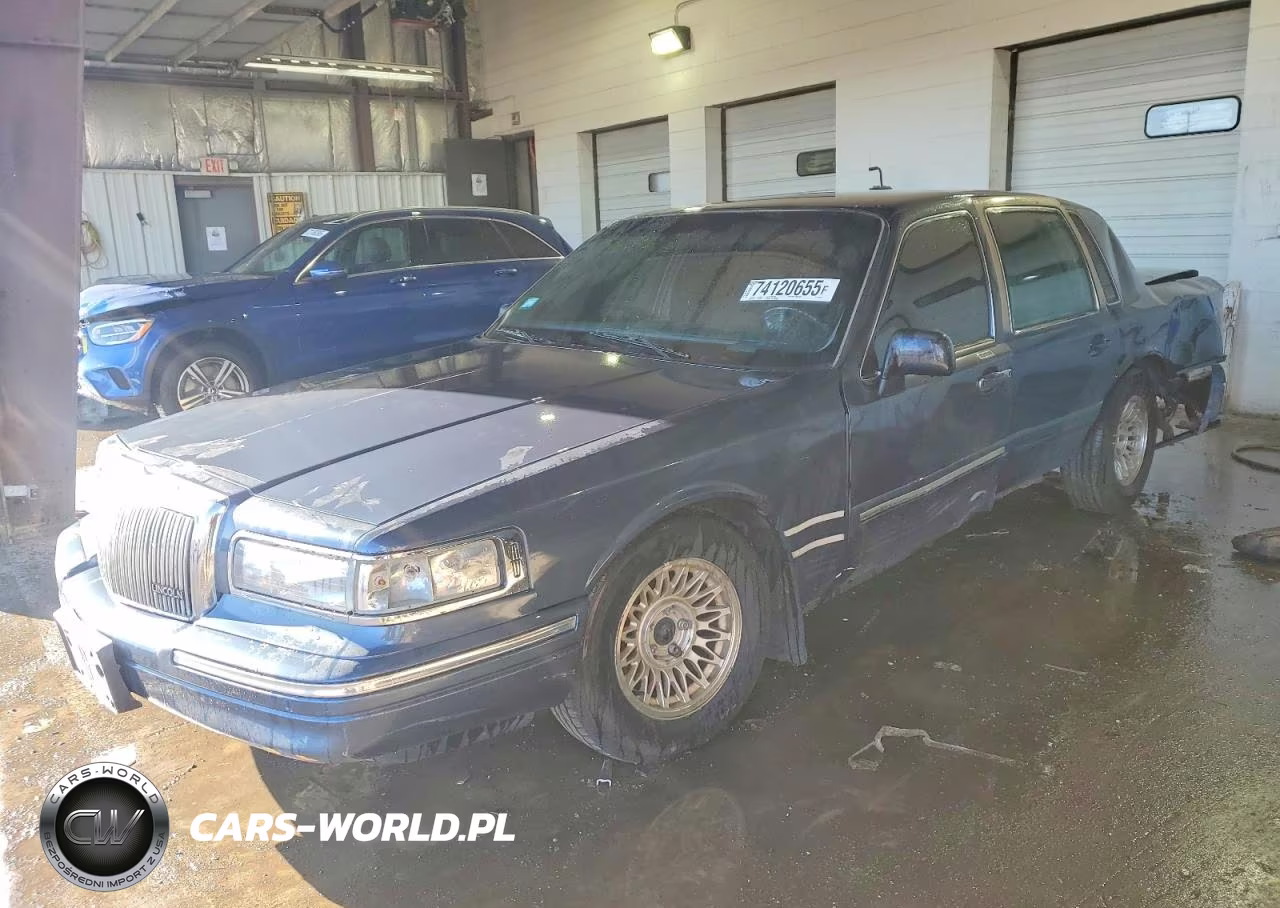 1996 Lincoln Town Car Executive
