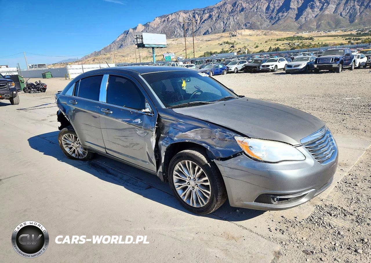 2012 Chrysler 200 Touring VIN:1C3CCBBB1CN143999 - 4
