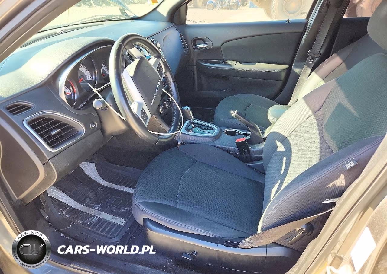 2012 Chrysler 200 Touring VIN:1C3CCBBB1CN143999 - 7