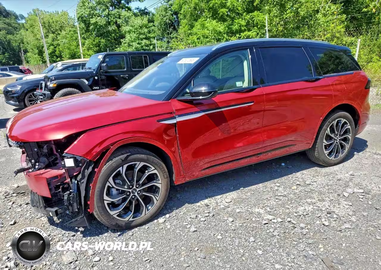 2025 Lincoln Nautilus Reserve