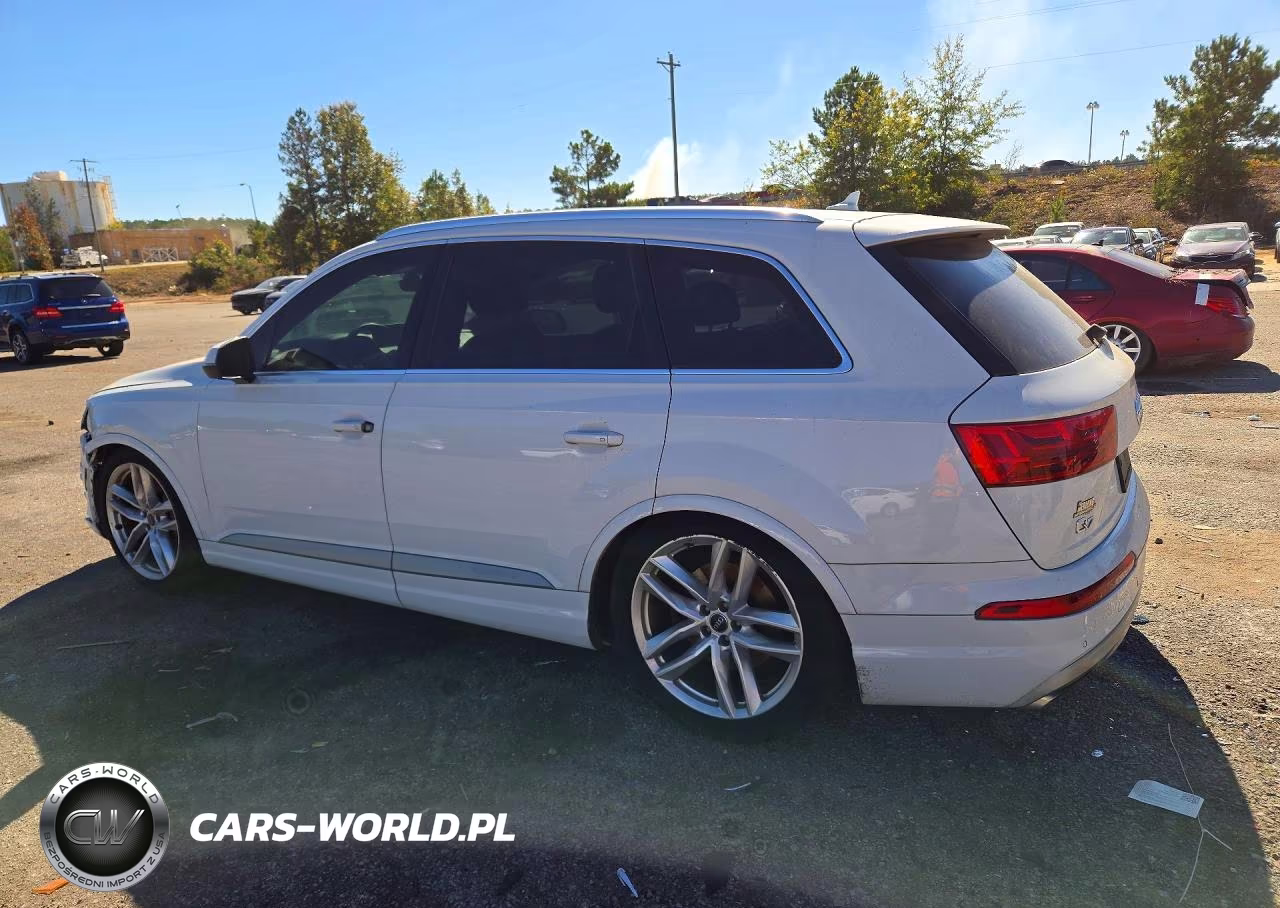 2018 Audi Q7 Prestige VIN:WA1VAAF70JD007306 - 2