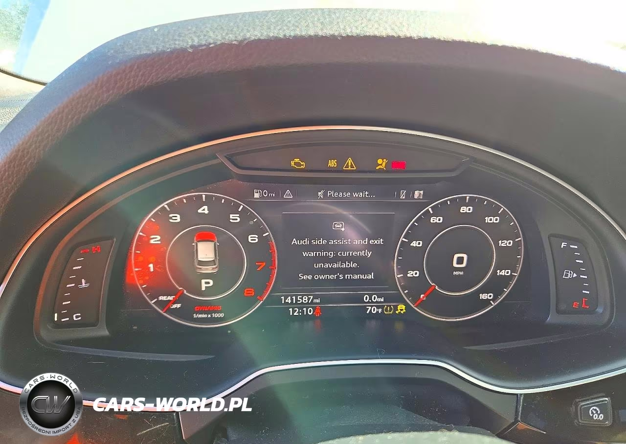 2018 Audi Q7 Prestige VIN:WA1VAAF70JD007306 - 9