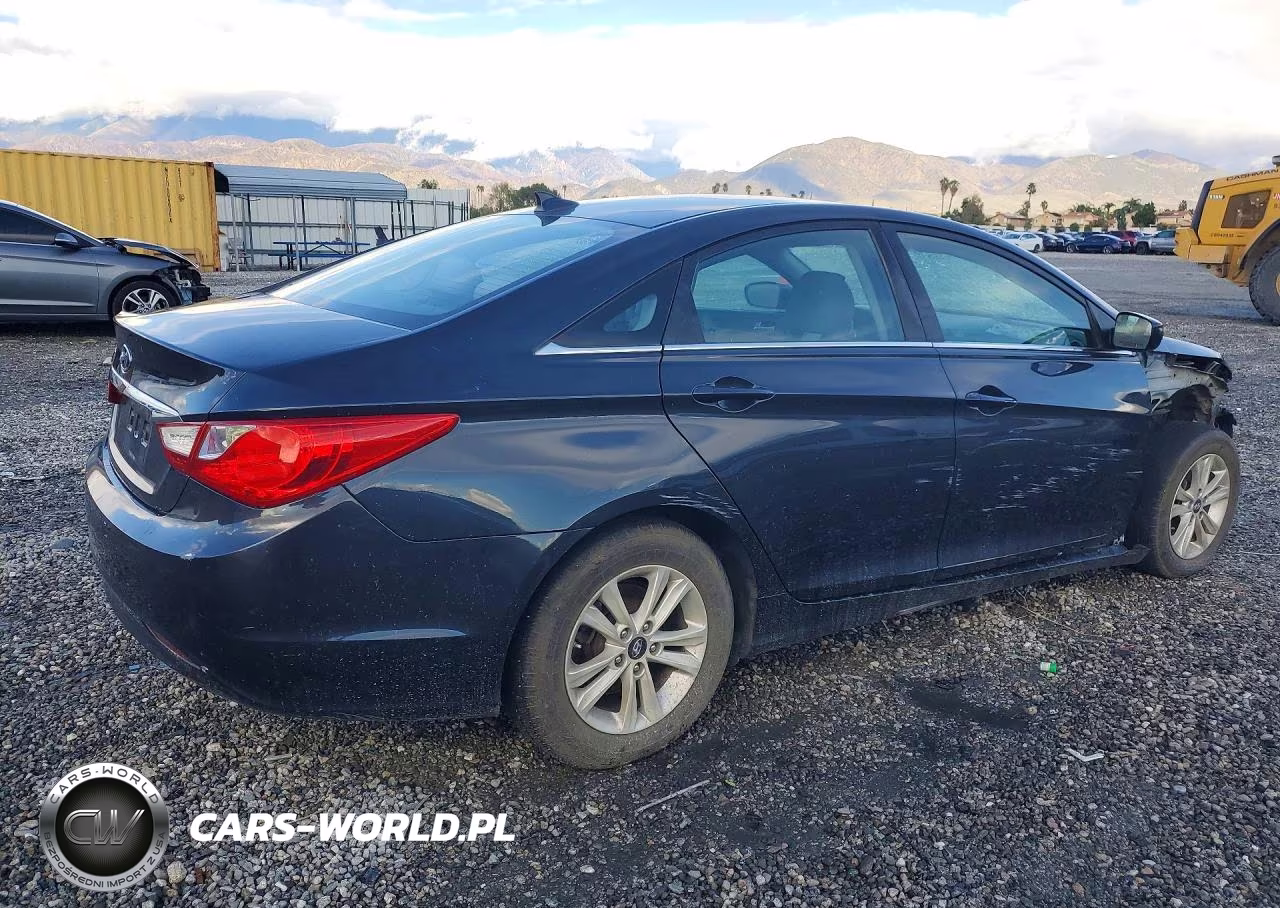 2013 Hyundai Sonata Gls VIN:5NPEB4AC7DH695179 - 3