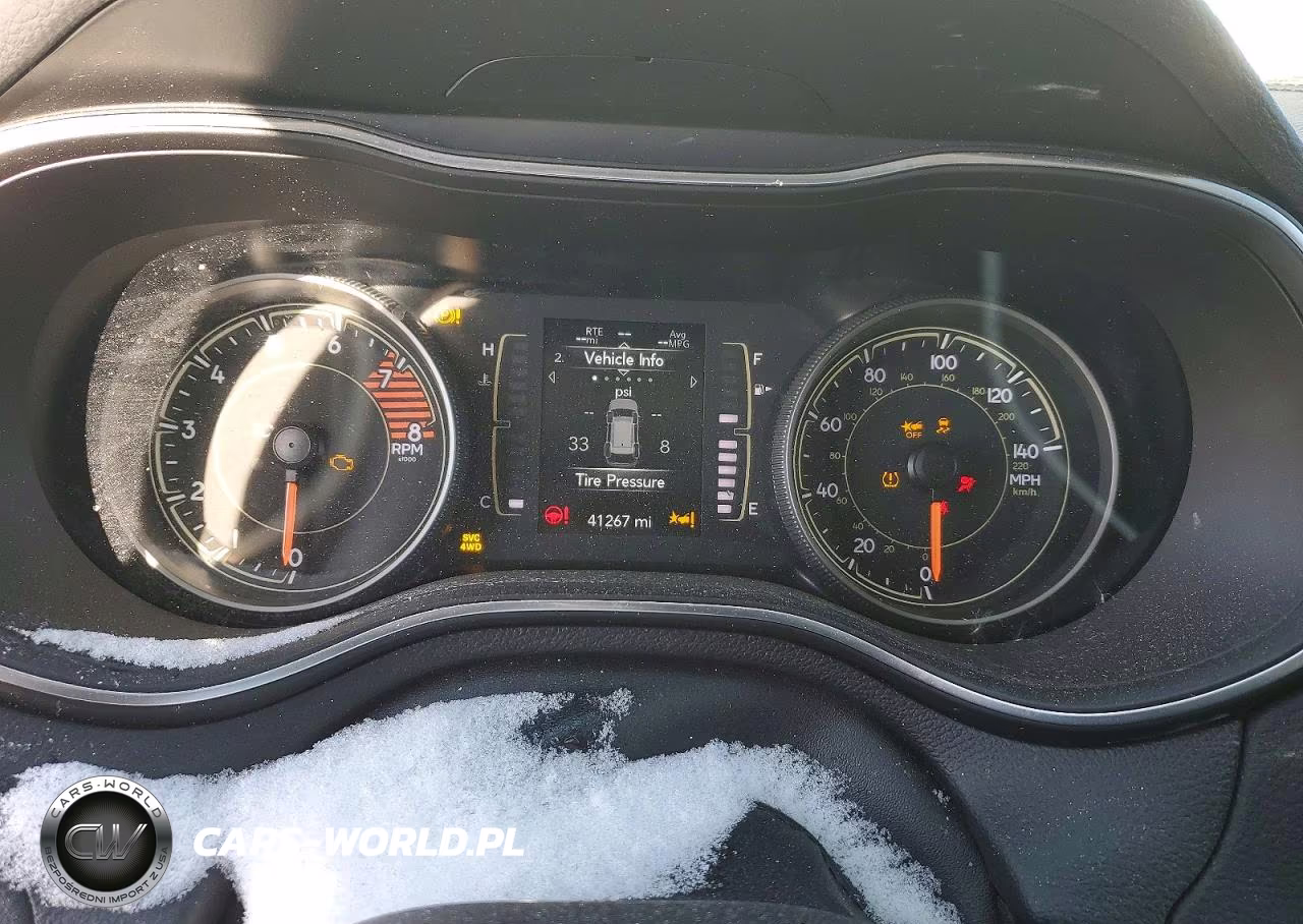 2022 Jeep Cherokee Latitude VIN:1C4PJMCX0ND537978 - 9