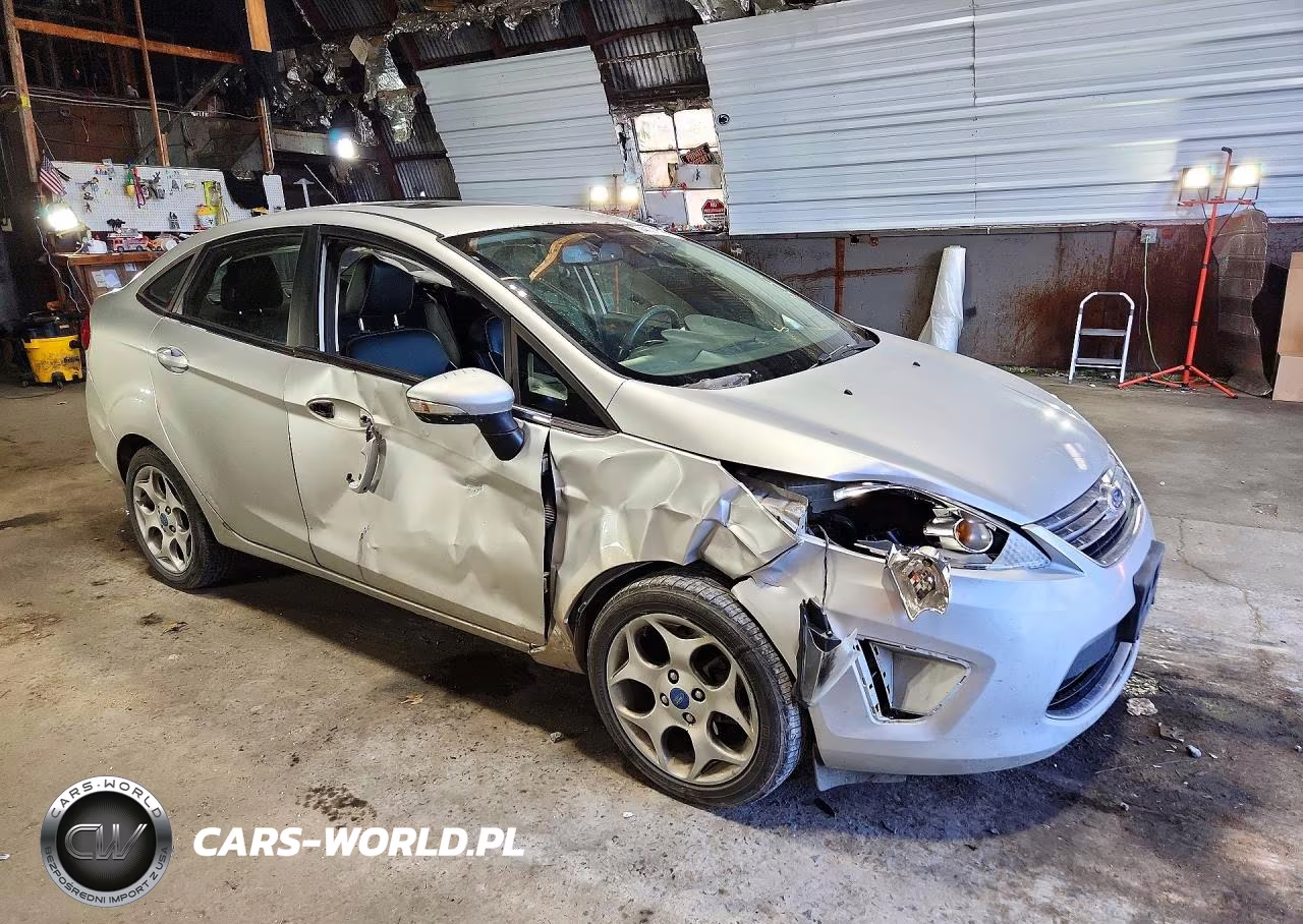 2012 Ford Fiesta Sel VIN:3FADP4CJ5CM101132 - 4